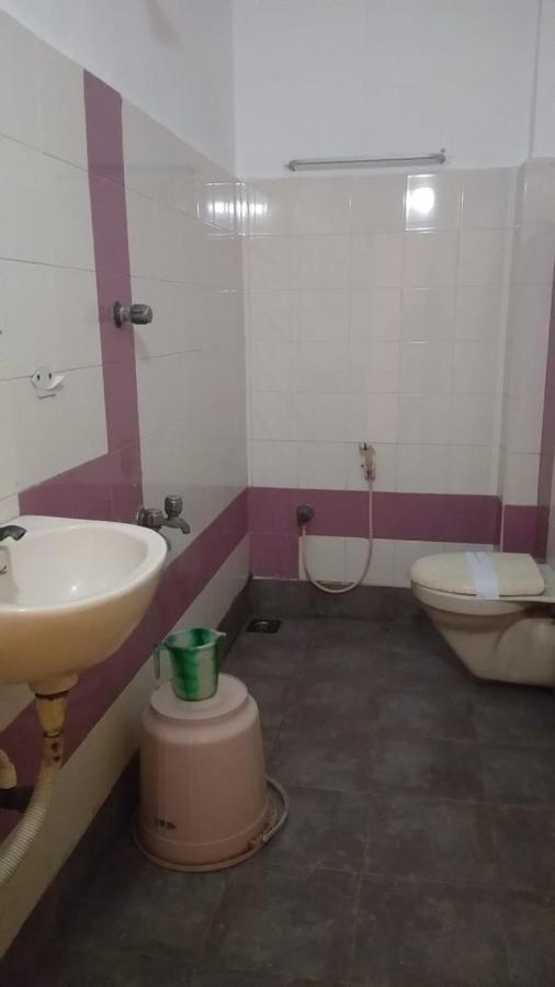Hotel Aditya Pondicherry Esterno foto